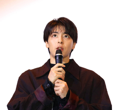 高杉真宙、興収１８億円突破の大ヒットに「勇気をもらっています」　主演の川口春奈と映画「ママがもうこの世界にいなくても」で夫婦役