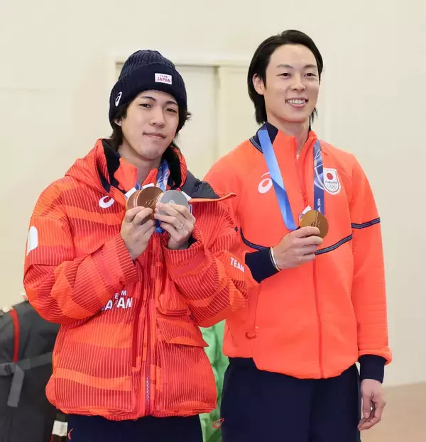 【五輪】ジャンプ混合銅・小林陵侑が帰国会見「メダルを獲得できて、学びが多かった」約１００人が出迎え　二階堂蓮は体調不良で会見欠席