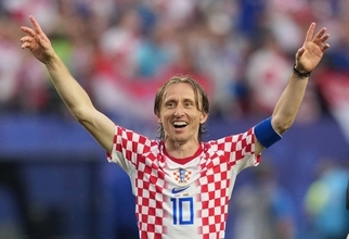 【Ｗ杯】決勝トーナメント進出３２チームが決定　１回戦でポルトガルとクロアチアの強豪対決も…あす南アフリカ―カナダから激闘始まる