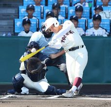 【甲子園】東筑・平山護が今大会初の先頭打者アーチ　甘く入った変化球を左翼席へ…３０年ぶり白星へ先取点