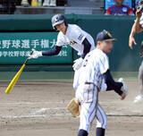 「【甲子園】東日本国際大昌平が甲子園初勝利　初めてビデオ検証が覆り、その直後に決勝点」の画像1