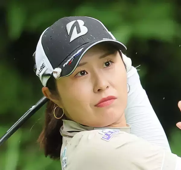 【女子ゴルフ】大里桃子「私も地震発生時は熊本におりました」　被災地にお茶ペットボトル１万本寄付