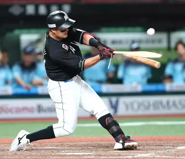 【ロッテ】防御率０・００の西武・ウィンゲンターを攻略して勝利　サブロー監督のリクエスト成功で８回に勝ち越し　山口航輝がＶ打