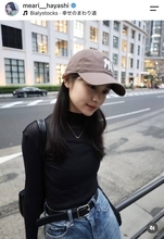 「最近はお散歩日和で！」林芽亜里の私服に反響「センス良すぎ」「キャップめありんかっこいい」