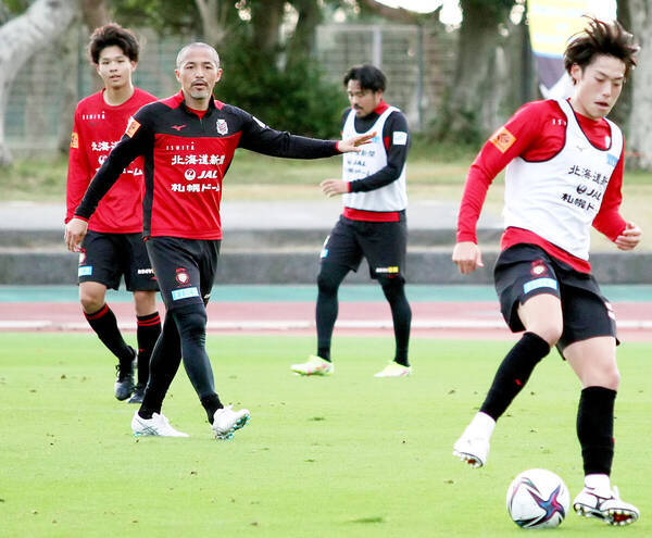 札幌ｍｆ小野伸二２５年目のシーズンへ チーム全体が本当に良くなるようにするのが大事 役割は把握している 22年1月22日 エキサイトニュース