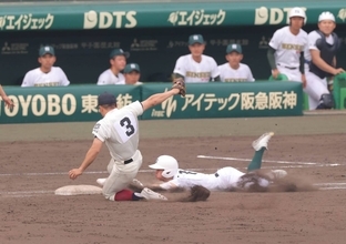 【センバツ】専大松戸・長谷川大納が根性ヘッスラ！４回２死走者なしから三塁打→内野安打で同点に…準決勝・大阪桐蔭戦