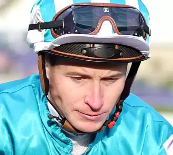 「女王陥落」「ショック」デビュー１１連勝で止まった怪物牝馬にネット騒然　豪州・クイーンエリザベスＳのオータムグロー