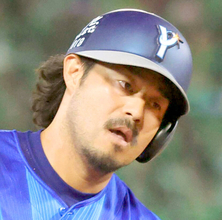 【ＤｅＮＡ】左すねに自打球で途中交代の宮崎敏郎は試合中に病院へ　相川亮二監督「打撲なので…」　復帰時期にも言及