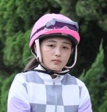 姫路開催は華々しくスタート！女性騎手がオープニングレースで上位を独占　佐々木世麗騎手「勝ててよかった」