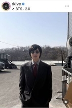 「あんた誰よ」ＢＴＳ・ＲＭ、「２.０」ＭＶでの姿が人気俳優にそっくりと大バズり　パク・ソジュンも「母も僕なのか？と聞いてきた」