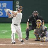「【巨人】大城卓三が代打で安打　頼もしい打てる捕手」の画像1