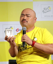 クロちゃん、破局から１年半経過も未練タラタラ「復縁して。手を挙げた暁にこの指輪を勝手に入れようと」婚約指輪を手に絶叫