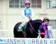 【阪神アーバン競馬】ルメール騎手「天気と馬場が悪くて…」初参戦のゴールデンジョッキーＣで無念の１２位