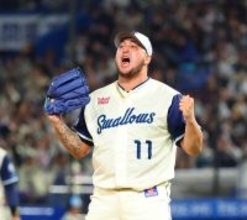 【ヤクルト】キハダが史上初の初登板から８試合連続セーブも　記念球はプロ初勝利の増居翔太にプレゼント「彼がスペシャルなので」
