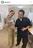「「なんでなんで！？」ダイアン津田篤宏、超人気女優と２ショット「顔の小ささ…」「やば」「顔何倍やねん」」の画像1