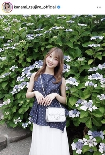「天使だよ」とき宣・辻野かなみ、アジサイに囲まれたノースリ姿「似合いすぎてる！」「美しい！」「どっちも綺麗〜」