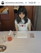 「ママそっくりな美しさ」市川團十郎の娘　最新姿に「見る度に美人」「ますます可愛くなってる」