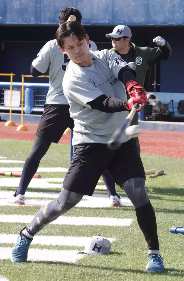 【ハヤテ】前阪神の野口恭佑外野手ＮＰＢ復帰へ「７月までが勝負」…合同自主トレスタート