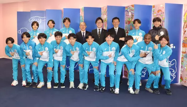 山梨学院大学陸上部がサンリオを表敬訪問　今年の箱根駅伝ではキティちゃんのロゴつけて快走「ファン以外の人にも応援してもらえた」