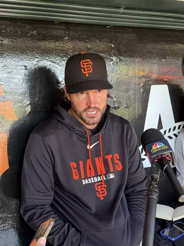 大谷翔平の登板中に起きた珍事　ジャイアンツベンチに“猛アピール”した理由　敵将が説明「ジェスチャーゲームみたいだった（笑）」