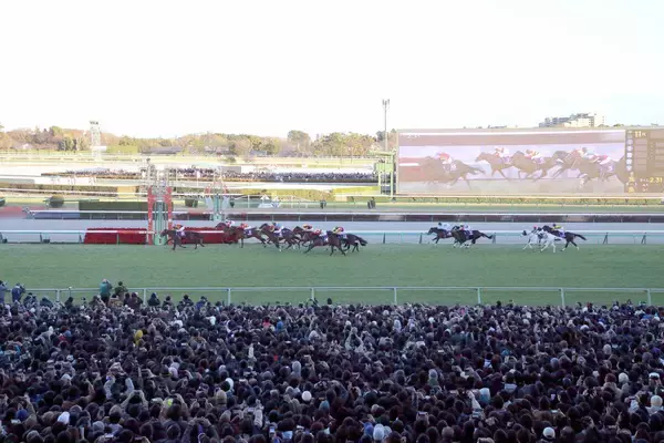 有馬記念の入場券申し込みは１２月２１日１８時から　ネット購入限定で抽選５万枚