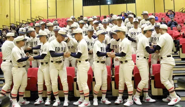 【センバツ】東洋大姫路、２年連続１０度目　履正社で１９年夏Ｖの岡田龍生監督が率いる　昨春から初の３季連続