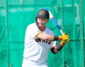 【巨人キャンプルポ】元気印のルーキー知念大成の手元に注目！地元愛全開かと思いきや…