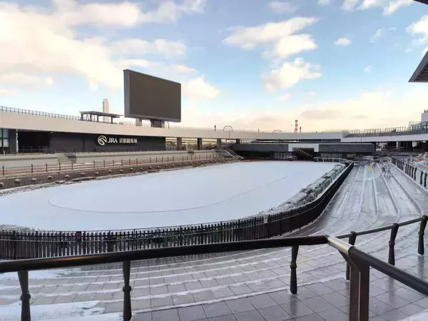 代替開催の中止は超異例！８日に続いて９日も京都競馬は行われず　前回は雪ではなく台風の影響で高速道路が通行止め