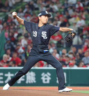 【西武】山崎育三郎がセレモニアルピッチに登板　まさかの１０７キロに球場はどよめき