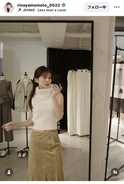 離婚発表の元ＴＢＳアナ、ノースリニットでおへそがチラリ「めっちゃ綺麗」「スタイルステキ」…山本里菜アナ
