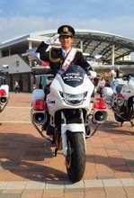 【阪神】伊原陵人、甲子園警察署の一日署長　制服姿に「鏡を見たら意外といける」