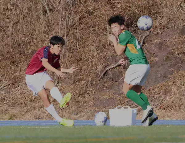 【高校サッカー】浜松開誠館が青森山田と練習試合　０―２で敗戦も２年生ＭＦ宗像玲瑠が存在感