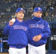 【中日】根尾昂、８年目でついに！中継ぎで生きる覚悟を決めて手にしたプロ１勝「最高な気分」１８年甲子園春夏連覇"世代"の星　投手転向５年目