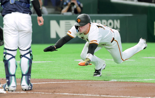 【巨人】キャベッジが今季初５番でヒット→激走ヘッドスラで生還　新打順定着なるか