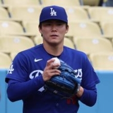 山本由伸＆大谷翔平の次回登板はメッツ戦、ロバーツ監督発表　山本は日本時間１５日、大谷は１６日