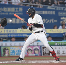 【オリックス】紅林弘太郎が途中交代…直前の打席でフェースガード付近に死球　岸田護監督「一応、検査に」千葉県内の病院へ