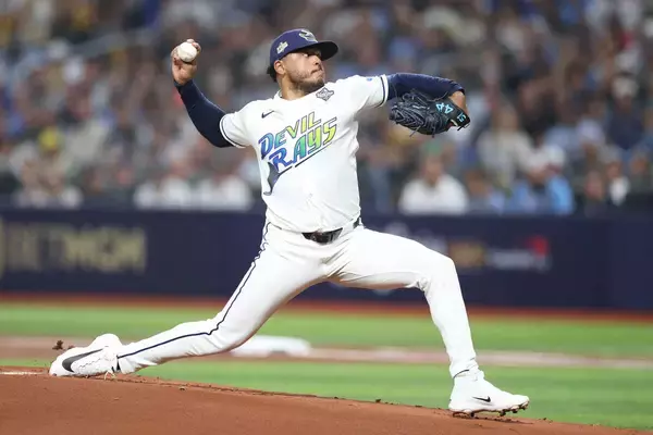 レイズ右腕ペラルタは無念の５回途中５失点降板　昨年までの古巣に苦戦、頂上決戦で再会も悪夢　救援陣誤算で１０点ビハインドに