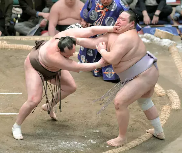 友風が２場所連続の負け越し　「負け越した後の相撲が大事。この３つは大事にしていきたい」