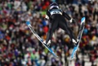 【五輪】女子ラージヒル１回目　丸山希７位、伊藤有希８位　勢藤優花１４位　高梨沙羅１７位　