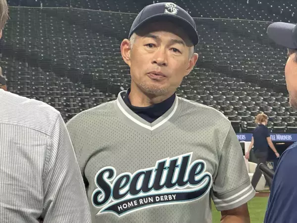マリナーズが球団創設５０周年の本塁打競争　イチローさん決勝進出ならずに「何か足りない」とがっくり
