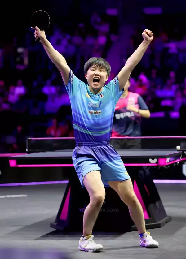 【卓球】張本智和が大会２連覇　「常にパワーをもらいながら勝ち上がれた」とアベックＶの妹・美和に感謝…ＷＴＴチャンピオンズ