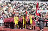 「【高校サッカー】全国選手権開会式で浜松開誠館が２２番目で行進…初戦は２９日・九州文化学園戦」の画像1