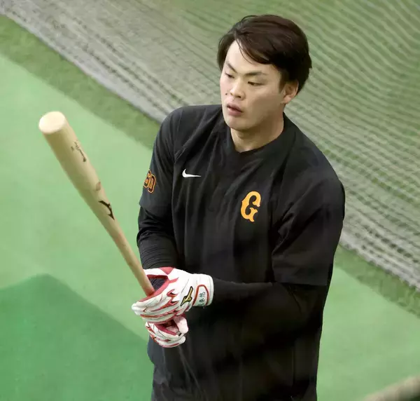 【巨人】荒巻悠、岡本和真の移籍にも「自分にとってはチャンス」オフ追い求めるは「落ちてこない打球」