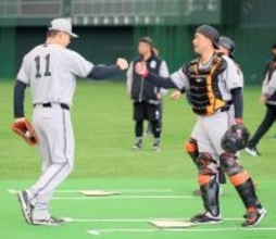 田中将大や則本昂大からも厚い信頼　楽天から巨人入りしたもう一人の新戦力「ケンさん」