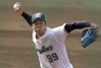 【ヤクルト】青柳晃洋投手が左太もも裏の張りで全体練習から外れる