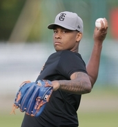 【巨人】１軍再昇格のルシアーノ「準備は万端」「ベストを尽くしていきたい」…４試合リリーフで防御率いまだ０・００