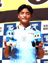 【高校サッカー】東海大静岡翔洋の岩下雄飛がＪ２磐田内定会見「秋葉監督よりも熱くやっていきたい」