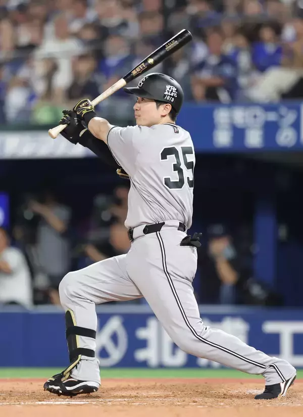 【巨人】泉口友汰が２試合連続の代打ヒット！左翼フェンス直撃の二塁打