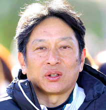 番組ロケ中に右足首を骨折した青学大・原晋監督が退院　約１か月ぶりに選手寮に帰還！「チームは順調」