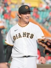 【巨人】１５１キロ速球で猛アピール　新加入・北浦竜次が１回２安打無失点…練習試合広島戦